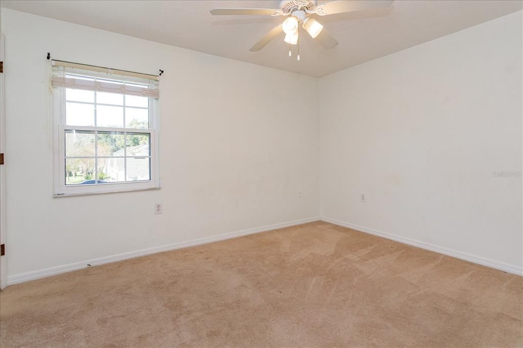 For Sale: $309,000 (2 beds, 2 baths, 1300 Square Feet)