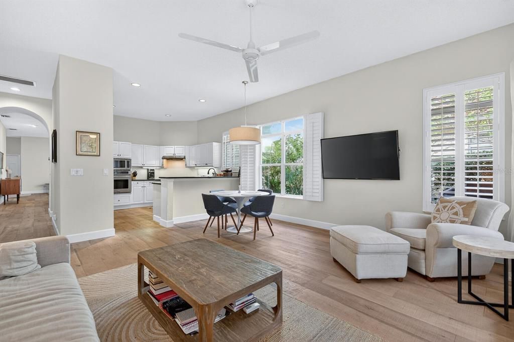 For Sale: $599,000 (2 beds, 2 baths, 2004 Square Feet)