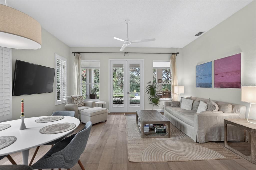 For Sale: $599,000 (2 beds, 2 baths, 2004 Square Feet)