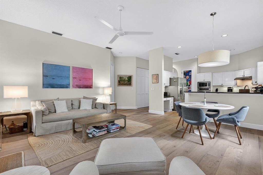 For Sale: $599,000 (2 beds, 2 baths, 2004 Square Feet)