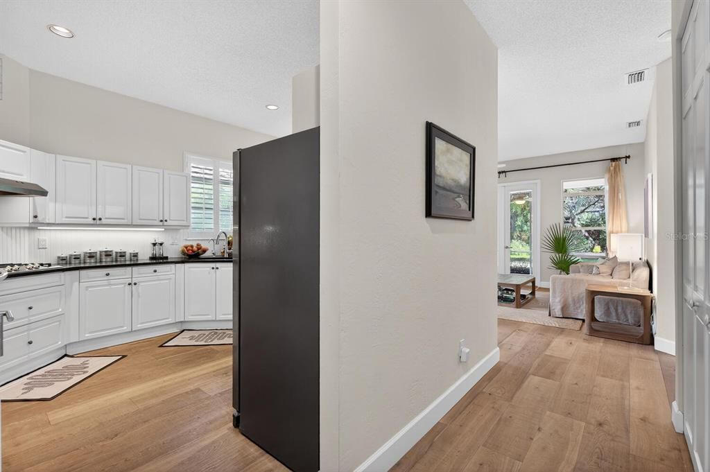 For Sale: $599,000 (2 beds, 2 baths, 2004 Square Feet)