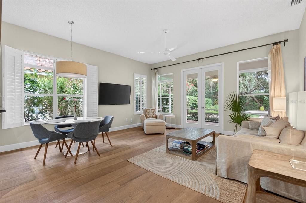 For Sale: $599,000 (2 beds, 2 baths, 2004 Square Feet)