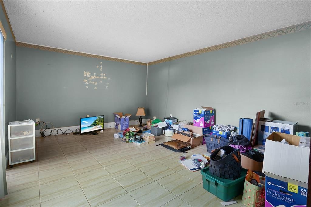 For Sale: $175,000 (2 beds, 2 baths, 1236 Square Feet)