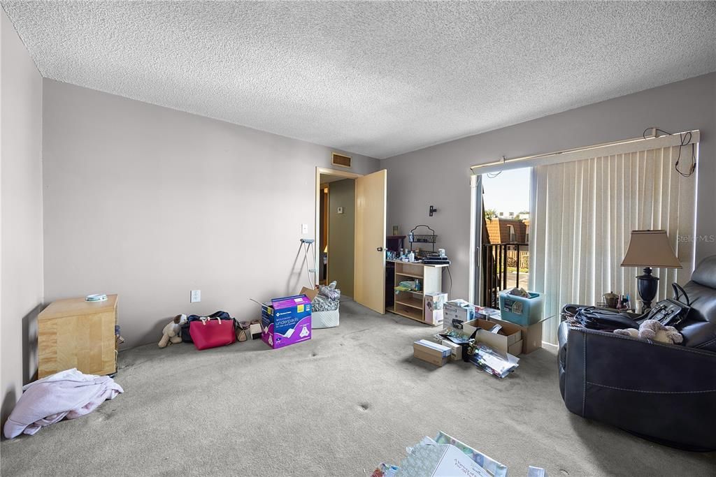 For Sale: $175,000 (2 beds, 2 baths, 1236 Square Feet)