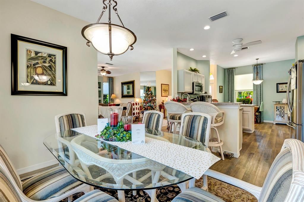 En Venta: $559,000 (3 camas, 2 baños, 1644 Pies cuadrados)