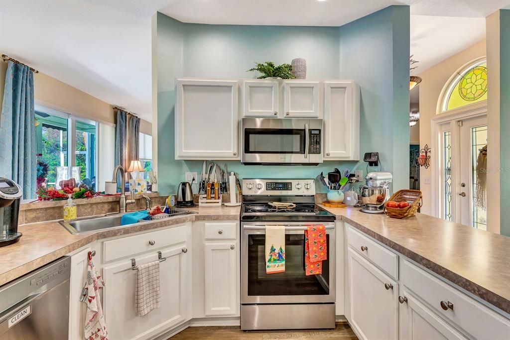 En Venta: $559,000 (3 camas, 2 baños, 1644 Pies cuadrados)