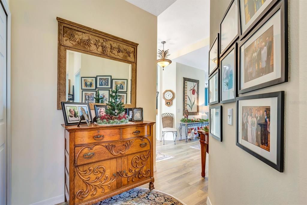 En Venta: $559,000 (3 camas, 2 baños, 1644 Pies cuadrados)