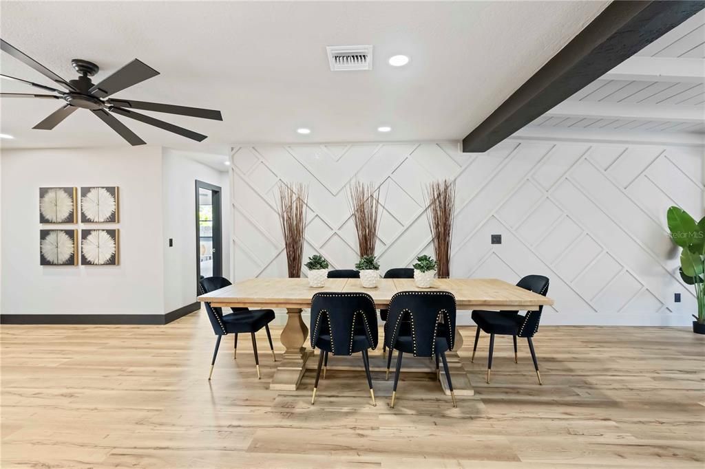 En Venta: $1,999,999 (5 camas, 3 baños, 3119 Pies cuadrados)