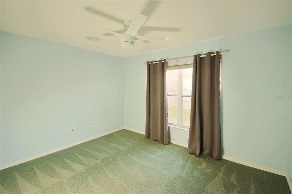 For Sale: $339,500 (3 beds, 2 baths, 1962 Square Feet)