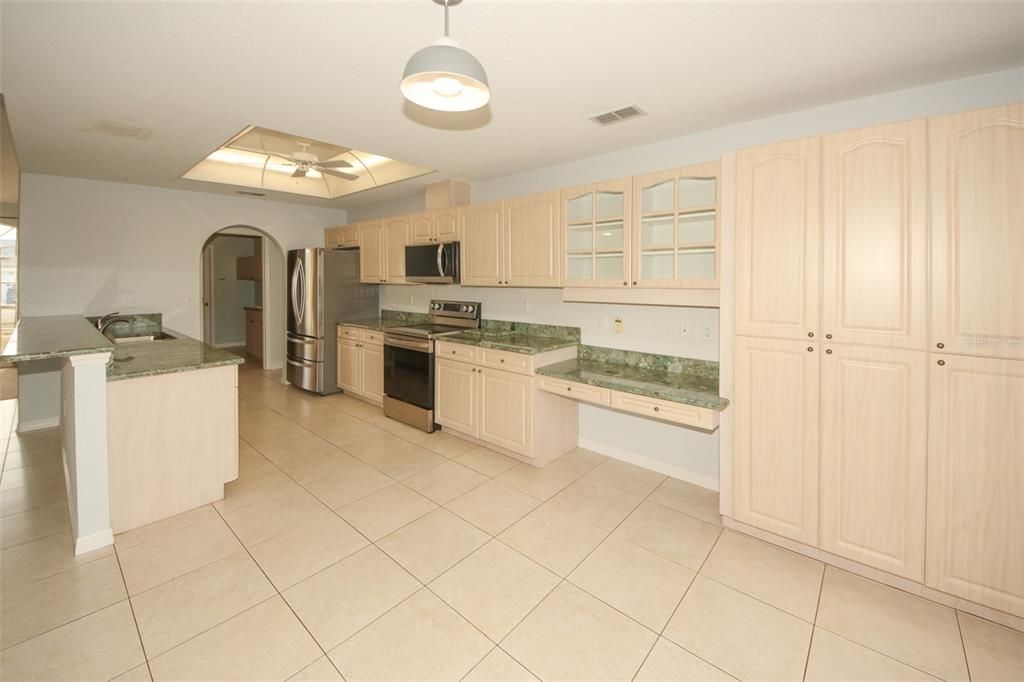 For Sale: $339,500 (3 beds, 2 baths, 1962 Square Feet)