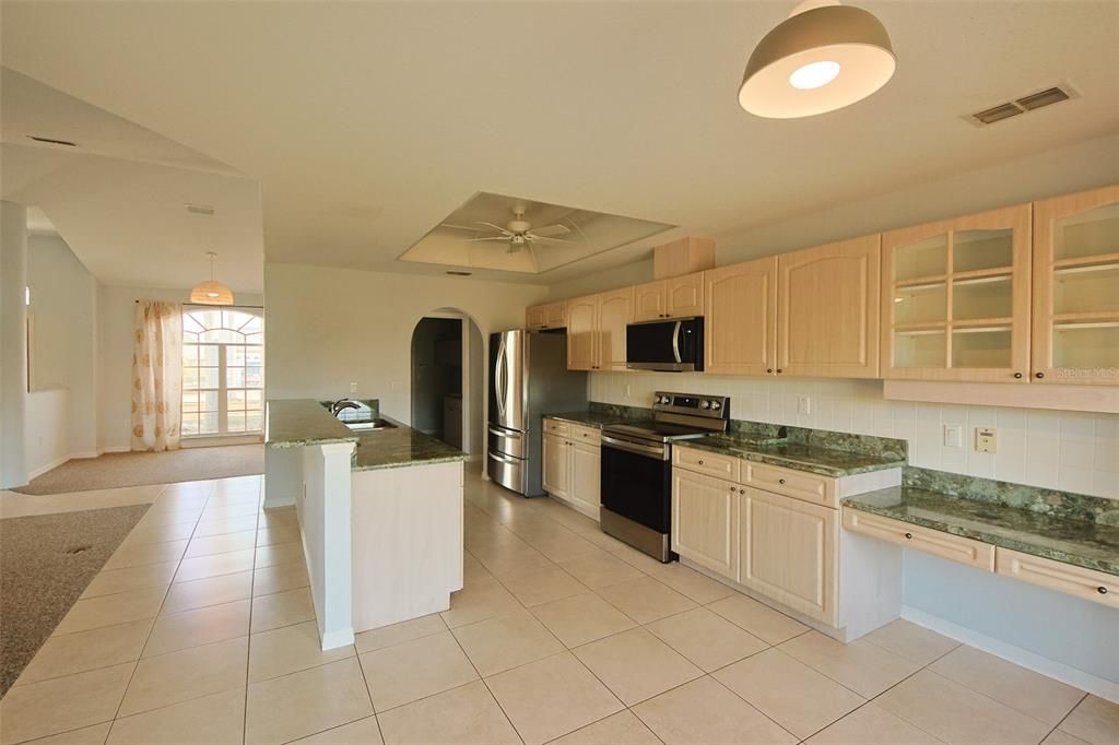 For Sale: $339,500 (3 beds, 2 baths, 1962 Square Feet)