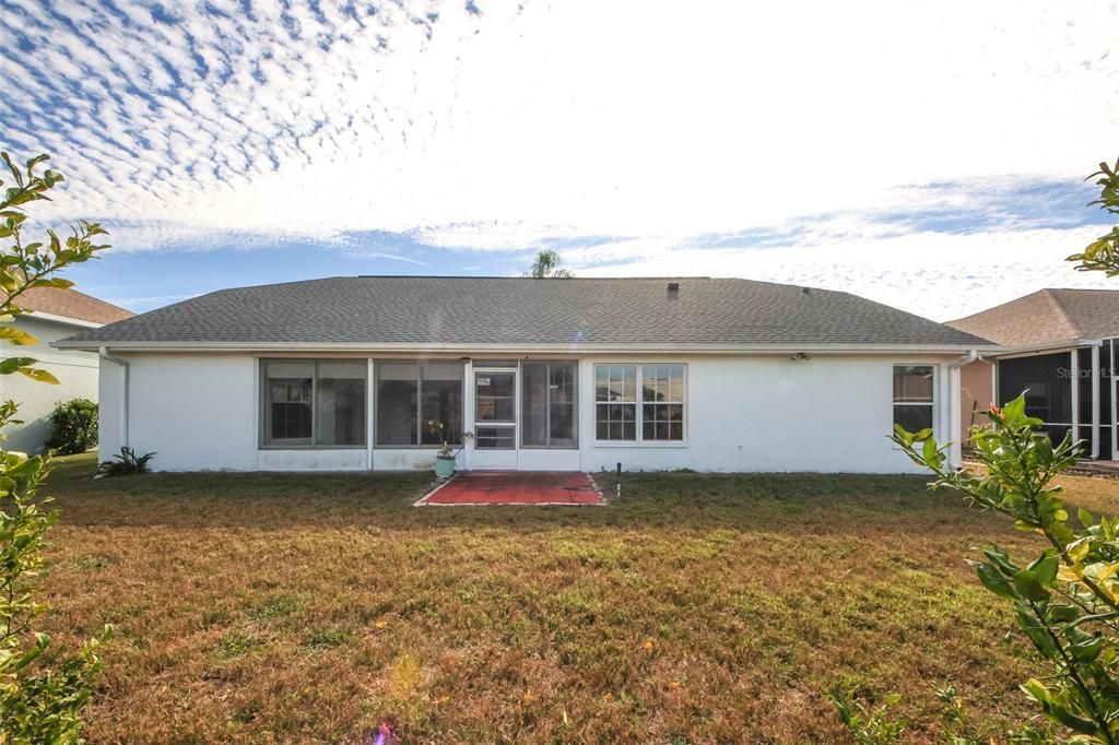 For Sale: $339,500 (3 beds, 2 baths, 1962 Square Feet)