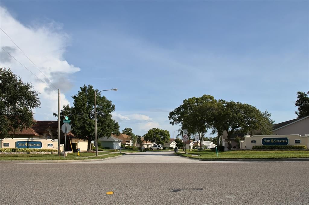 For Sale: $339,500 (3 beds, 2 baths, 1962 Square Feet)