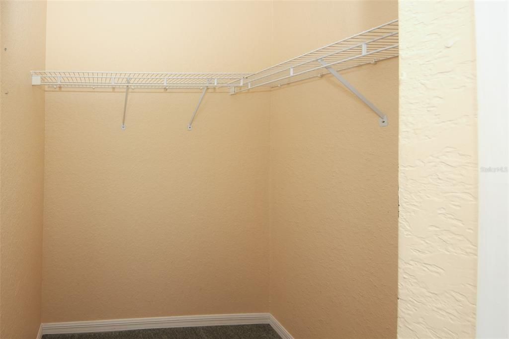 For Sale: $339,500 (3 beds, 2 baths, 1962 Square Feet)