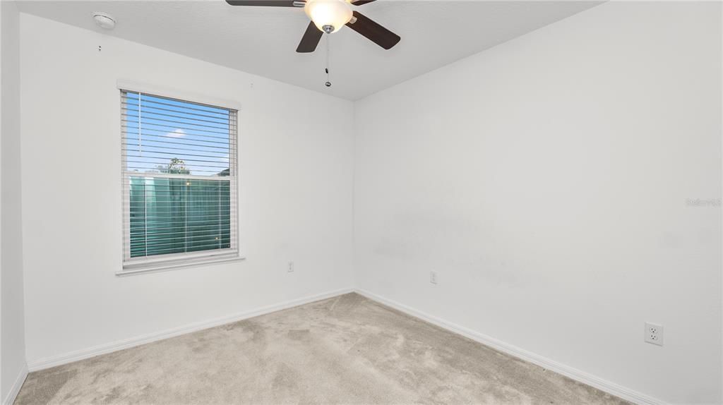 For Sale: $270,000 (3 beds, 2 baths, 1633 Square Feet)