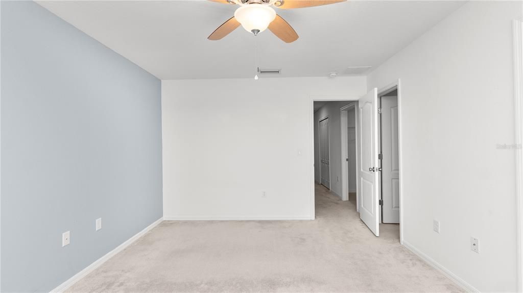 For Sale: $270,000 (3 beds, 2 baths, 1633 Square Feet)