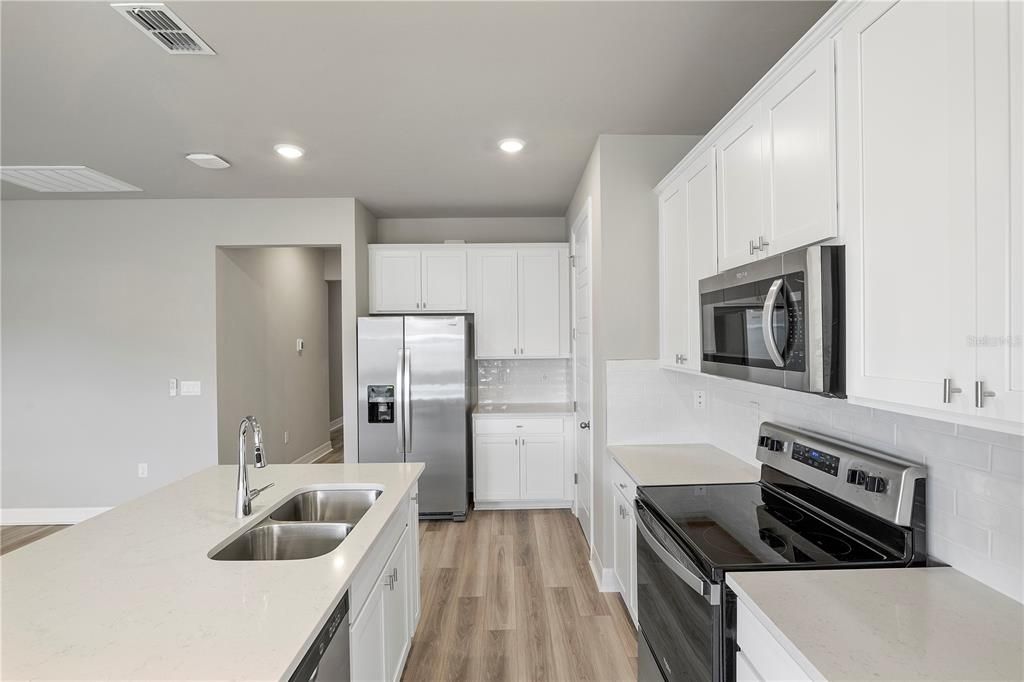 En Renta: $2,500 (3 camas, 2 baños, 1685 Pies cuadrados)