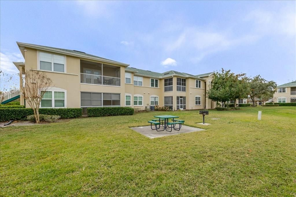 На продажу: $220,000 (2 спален, 2 ванн, 1170 Квадратных фут)