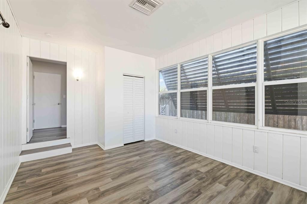 For Rent: $2,800 (3 beds, 2 baths, 2027 Square Feet)