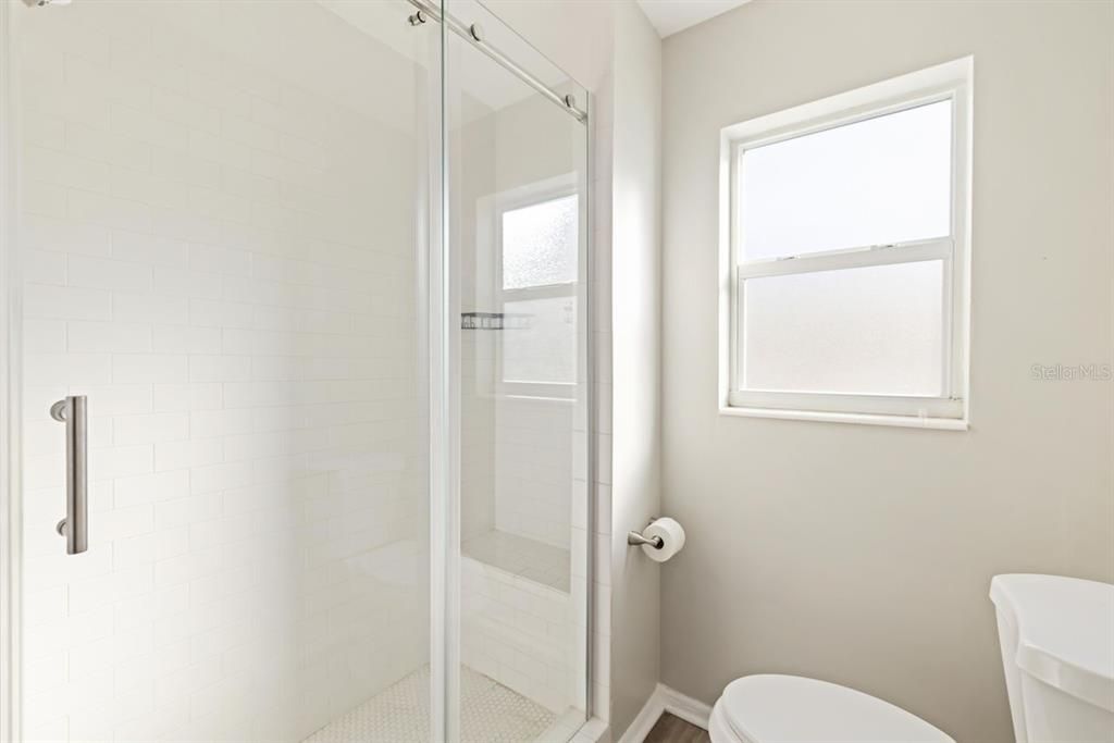 For Rent: $2,800 (3 beds, 2 baths, 2027 Square Feet)