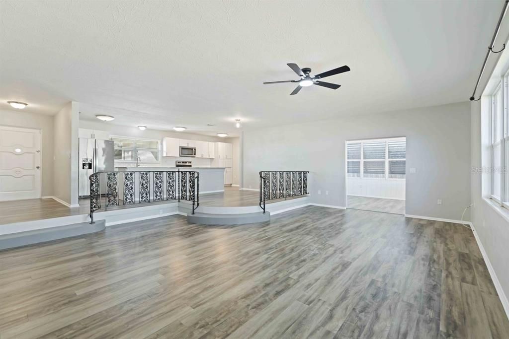 For Rent: $2,800 (3 beds, 2 baths, 2027 Square Feet)