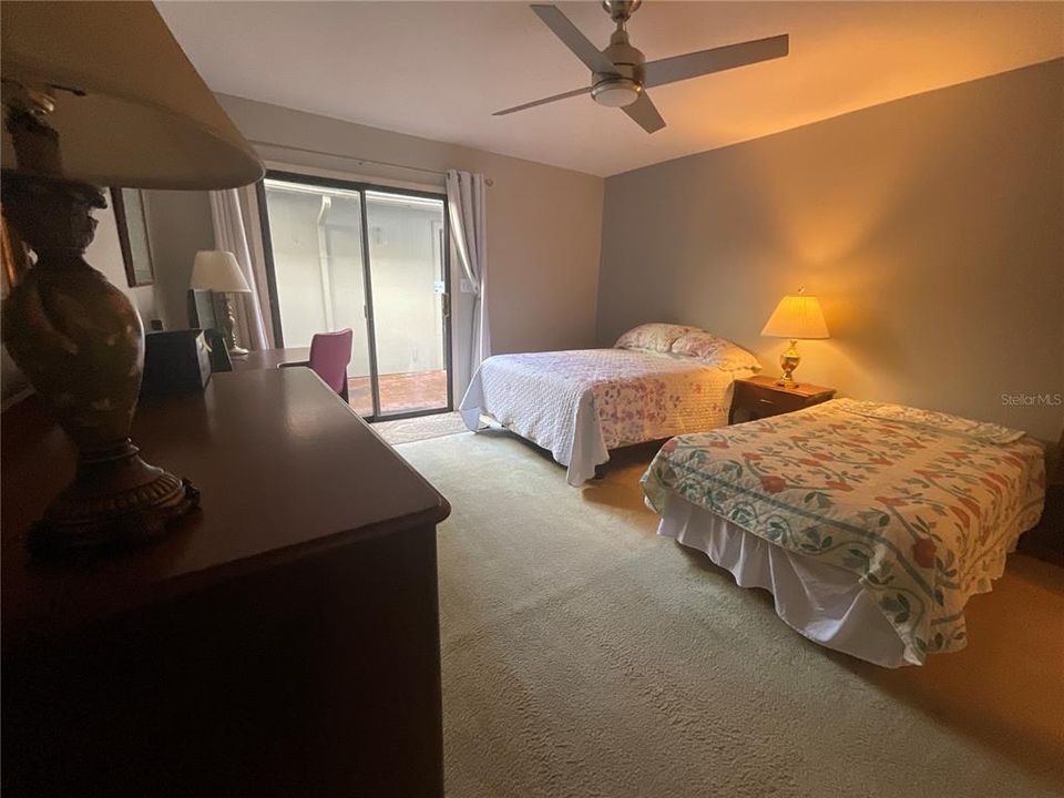 En Venta: $208,900 (2 camas, 2 baños, 1886 Pies cuadrados)