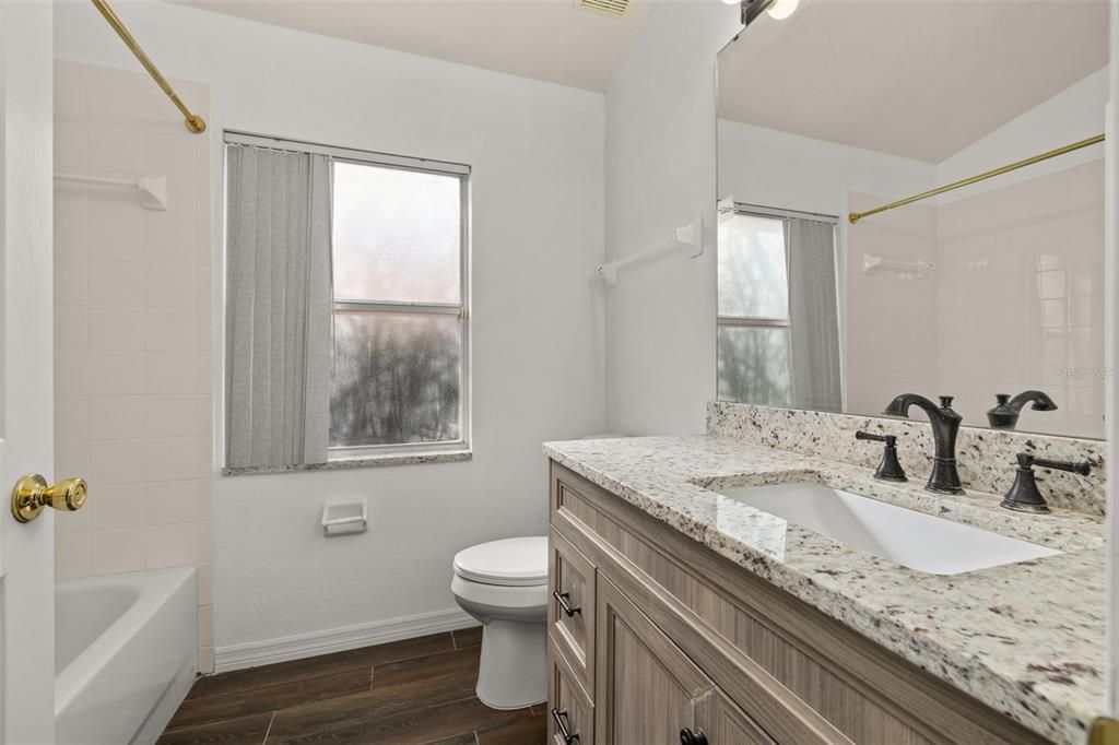 待售: $310,000 (3 贝兹, 2 浴室, 1664 平方英尺)