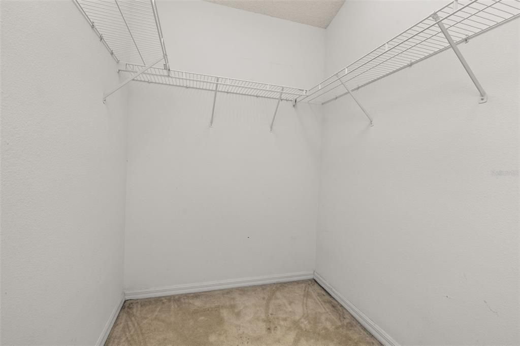 待售: $310,000 (3 贝兹, 2 浴室, 1664 平方英尺)