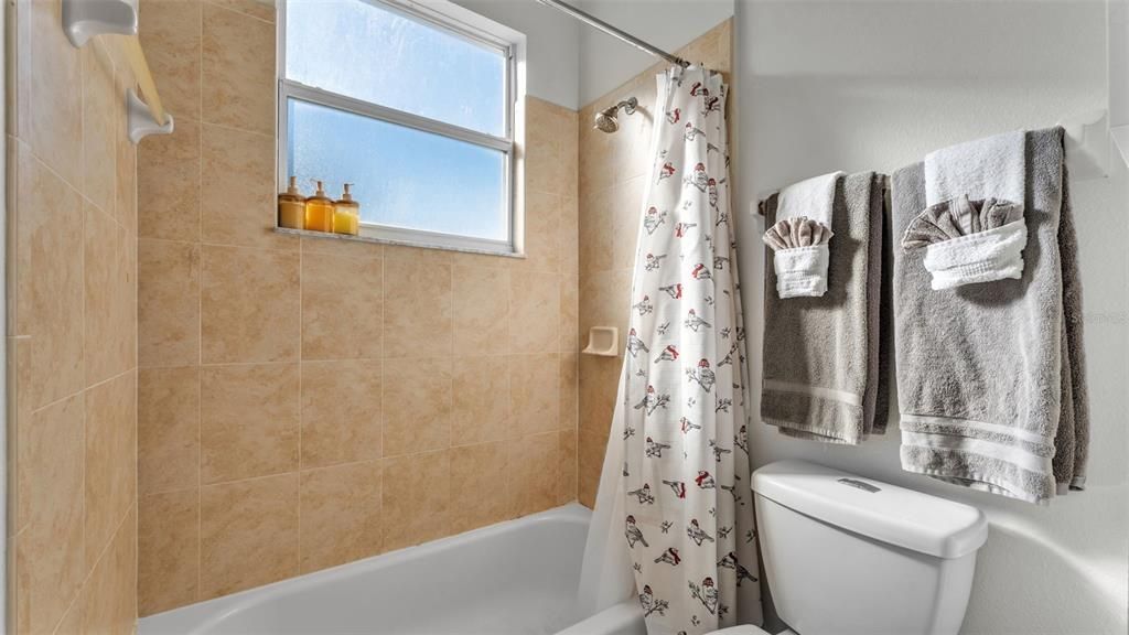 For Sale: $389,000 (4 beds, 2 baths, 2250 Square Feet)