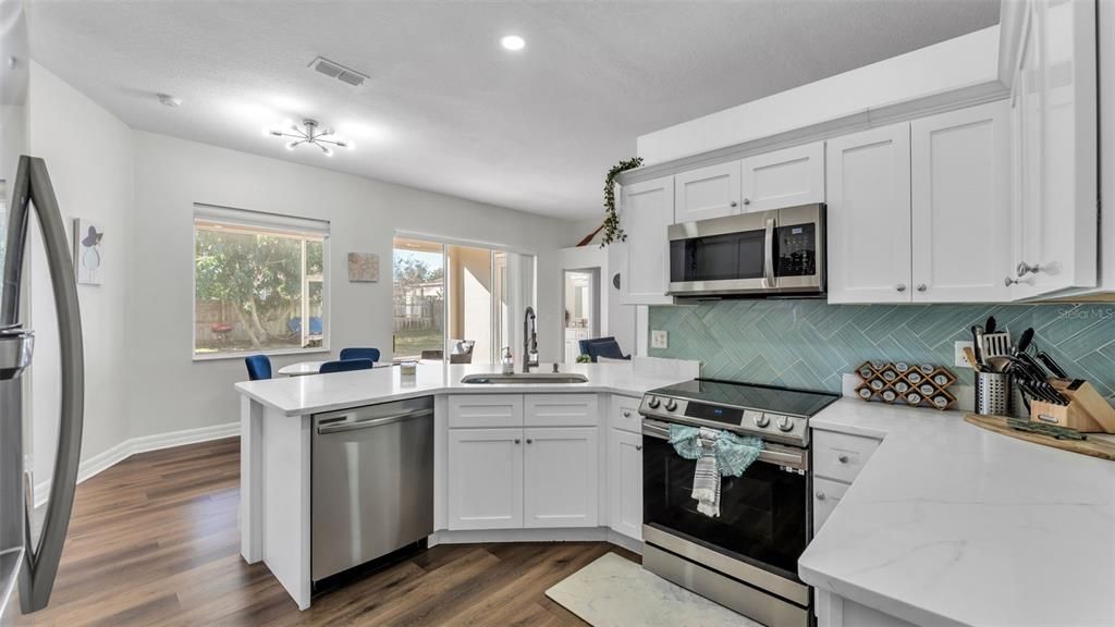 For Sale: $389,000 (4 beds, 2 baths, 2250 Square Feet)