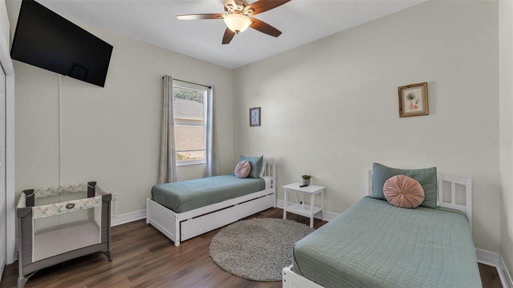 For Sale: $389,000 (4 beds, 2 baths, 2250 Square Feet)