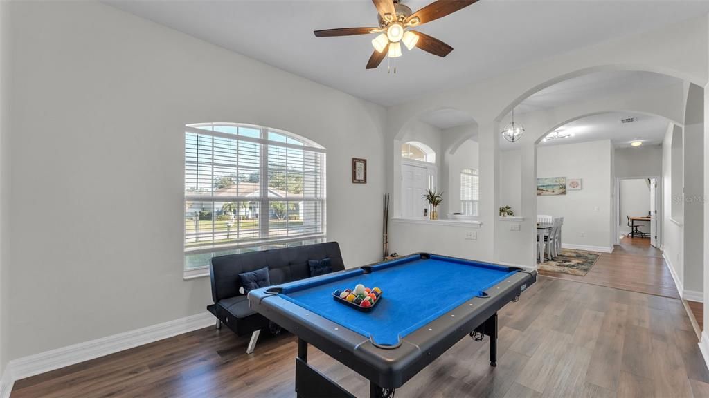 For Sale: $389,000 (4 beds, 2 baths, 2250 Square Feet)