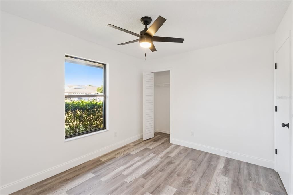 待售: $325,000 (3 贝兹, 2 浴室, 1430 平方英尺)