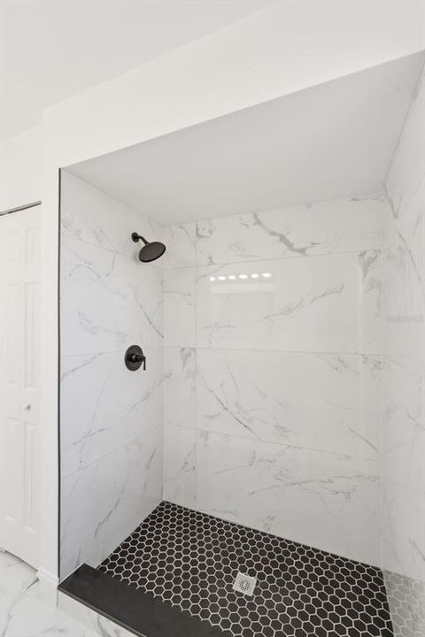 待售: $325,000 (3 贝兹, 2 浴室, 1430 平方英尺)