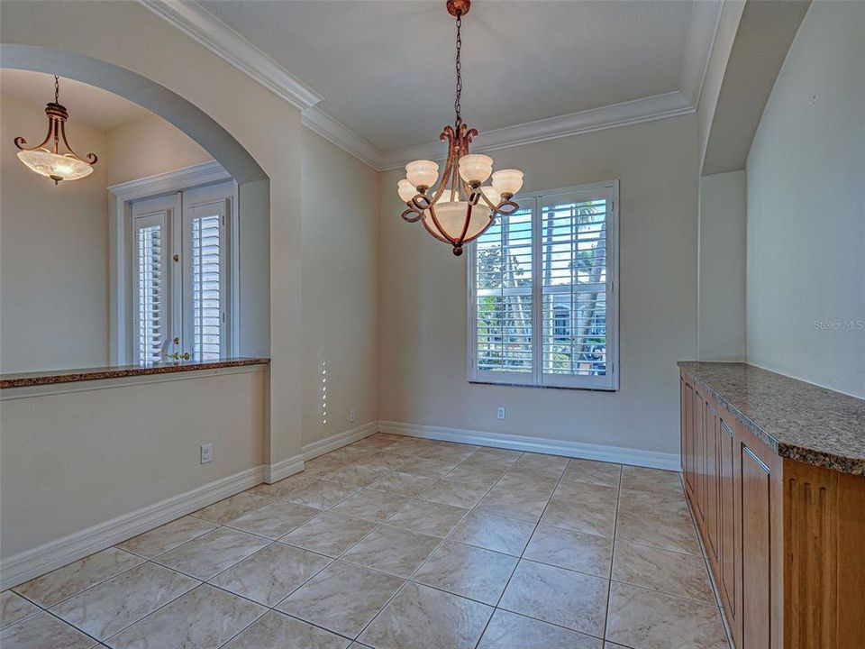 В аренду: $4,500 (4 спален, 3 ванн, 2314 Квадратных фут)