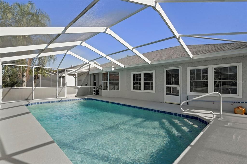 For Sale: $329,900 (3 beds, 2 baths, 1568 Square Feet)