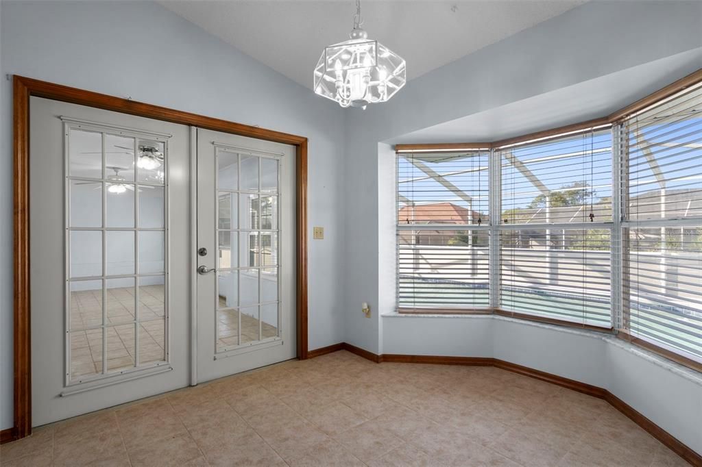 For Sale: $329,900 (3 beds, 2 baths, 1568 Square Feet)