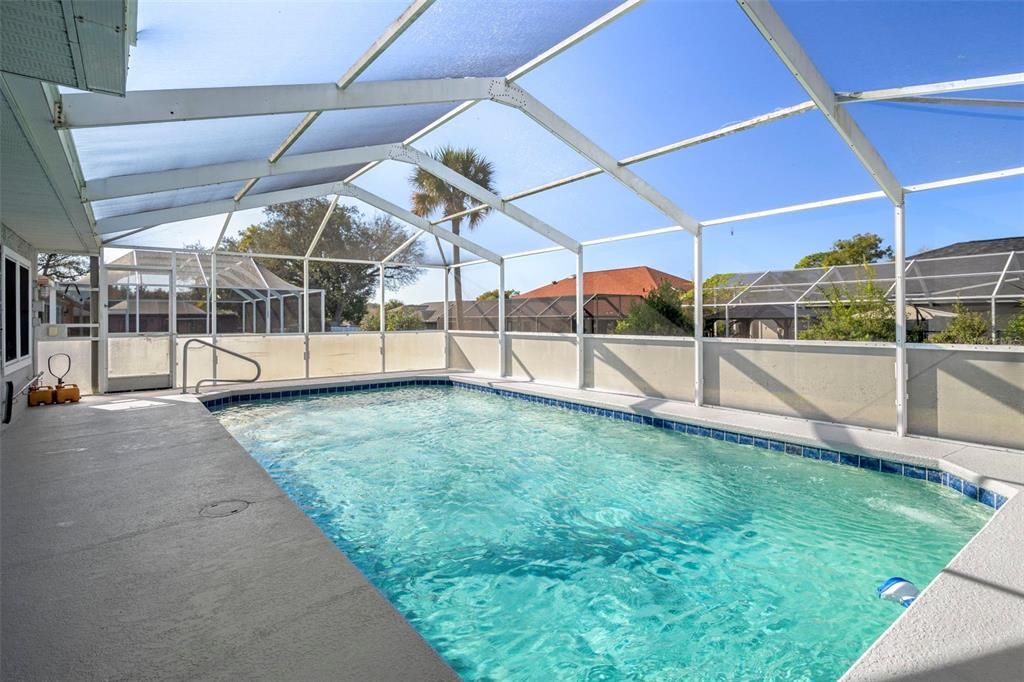 For Sale: $329,900 (3 beds, 2 baths, 1568 Square Feet)