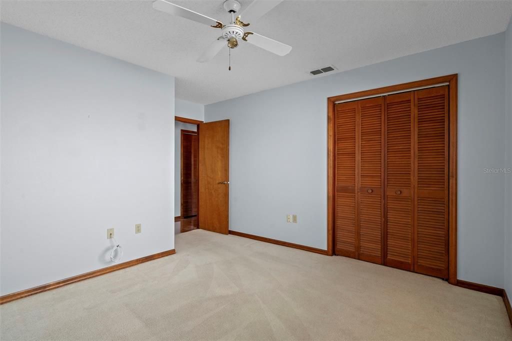 For Sale: $329,900 (3 beds, 2 baths, 1568 Square Feet)