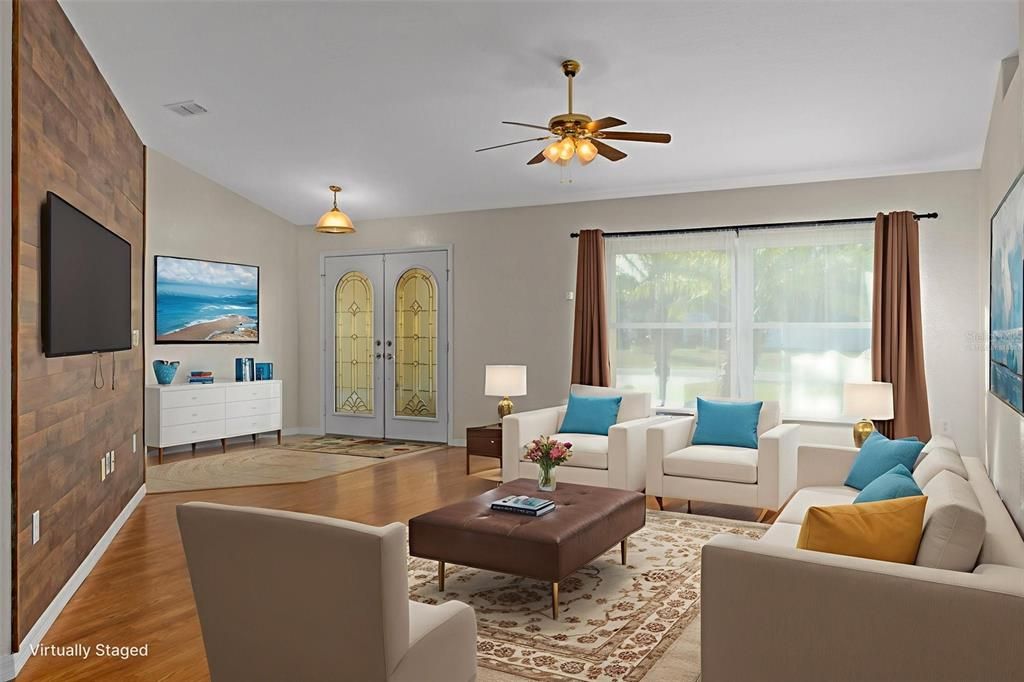 For Sale: $379,500 (4 beds, 2 baths, 1932 Square Feet)