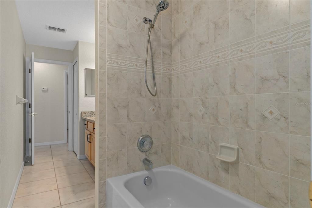 For Sale: $379,500 (4 beds, 2 baths, 1932 Square Feet)