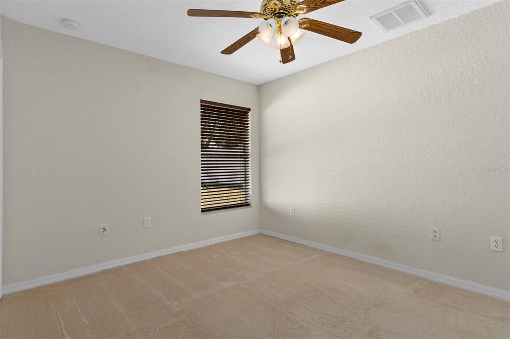 For Sale: $379,500 (4 beds, 2 baths, 1932 Square Feet)