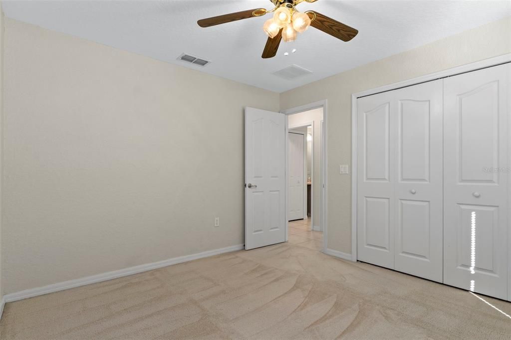 For Sale: $379,500 (4 beds, 2 baths, 1932 Square Feet)