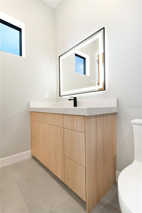 For Sale: $2,995,000 (3 beds, 3 baths, 3713 Square Feet)