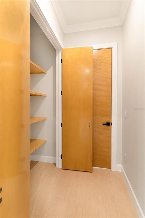 For Sale: $2,995,000 (3 beds, 3 baths, 3713 Square Feet)