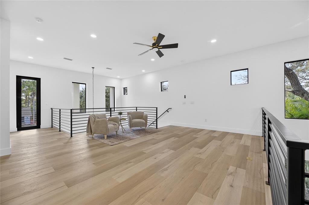 For Sale: $1,500,000 (4 beds, 4 baths, 3250 Square Feet)