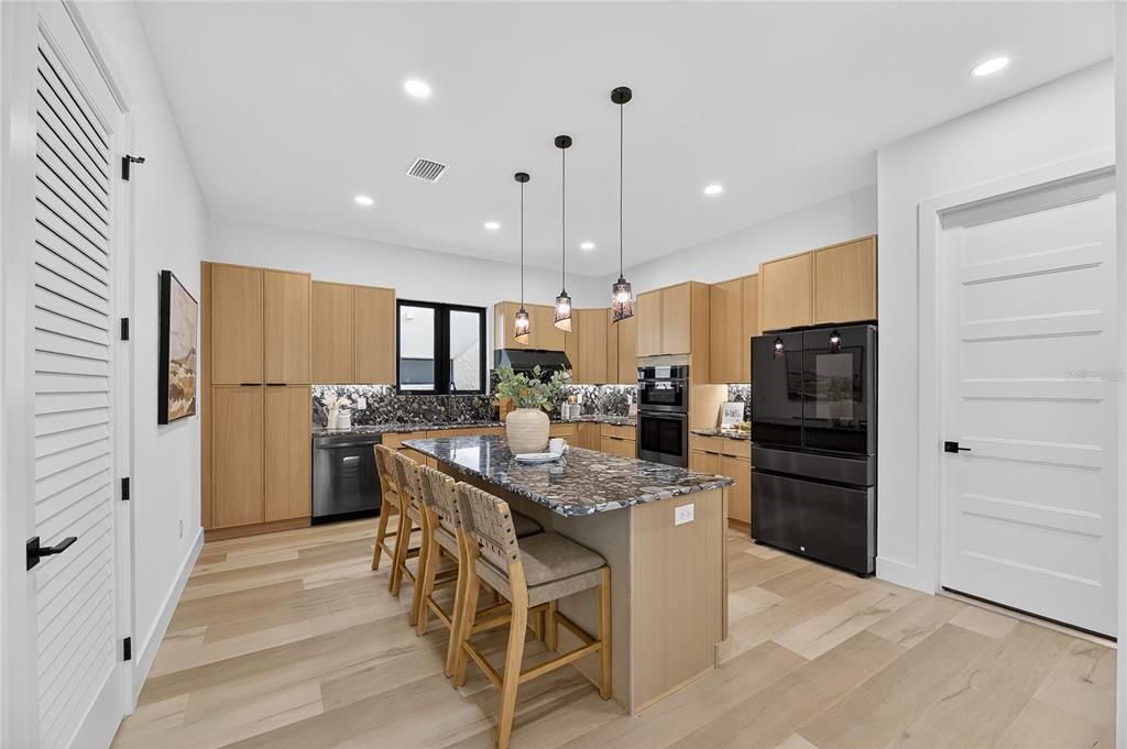 For Sale: $1,500,000 (4 beds, 4 baths, 3250 Square Feet)