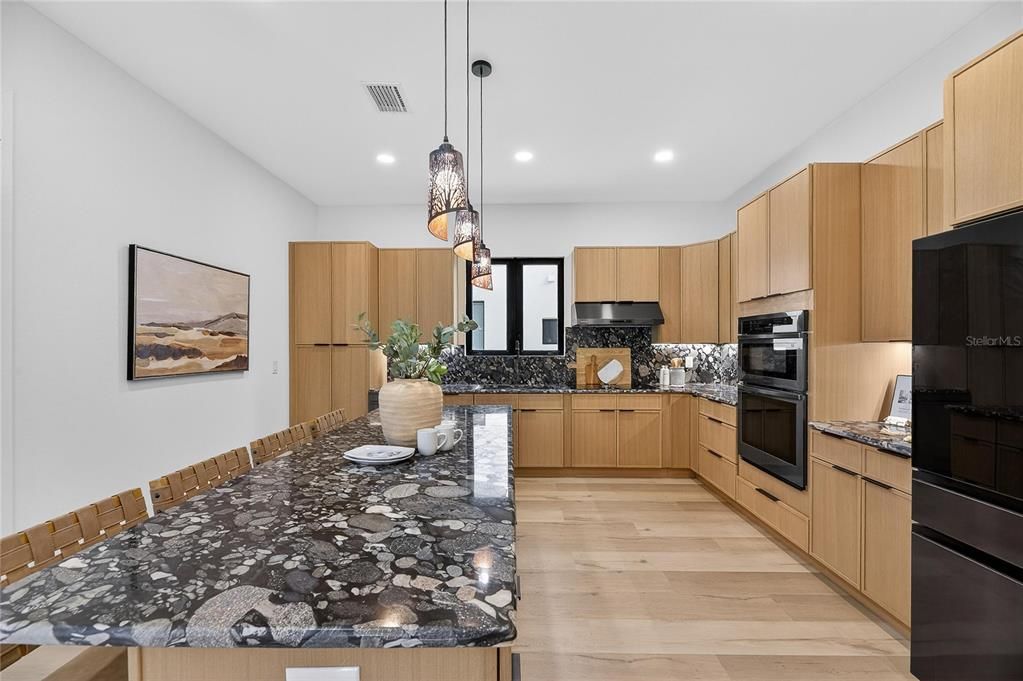 For Sale: $1,500,000 (4 beds, 4 baths, 3250 Square Feet)