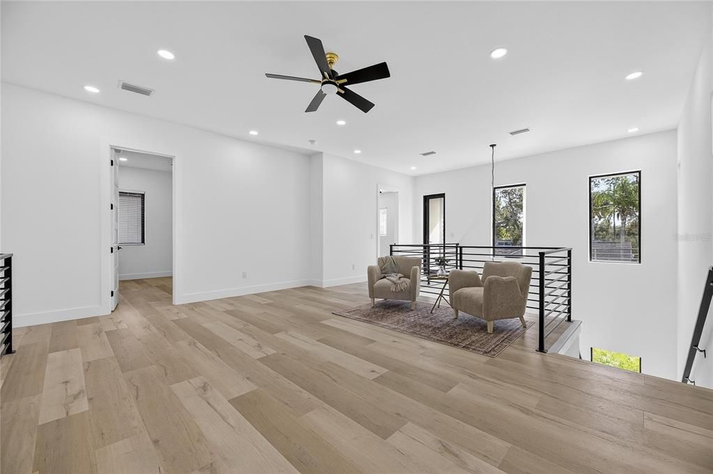 For Sale: $1,500,000 (4 beds, 4 baths, 3250 Square Feet)