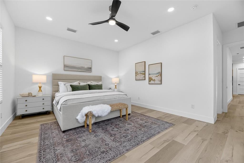 For Sale: $1,500,000 (4 beds, 4 baths, 3250 Square Feet)